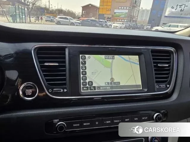 Kia The New Carnival id 3709478 из Кореи 8