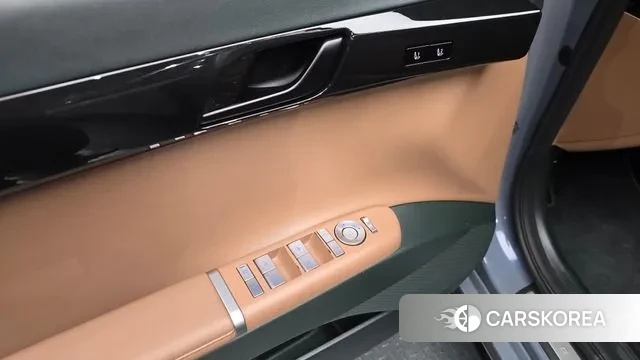 Hyundai Grandeur Hybrid (GN7) id 3745978 из Кореи 8