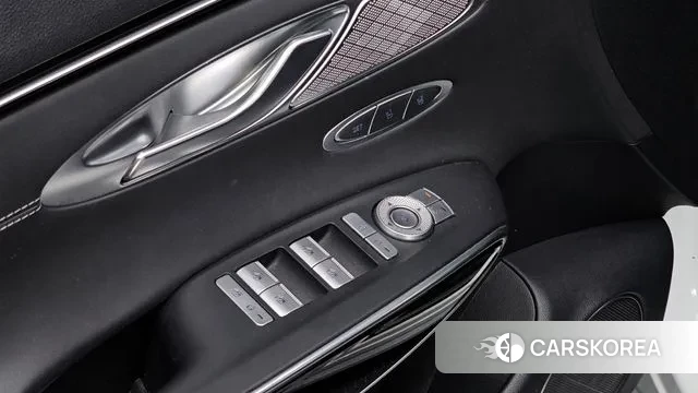 Genesis GV70 id 3349669 из Кореи 8