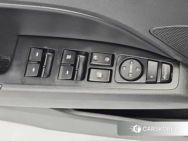 Hyundai The New Avante AD id 3879447 из Кореи 8