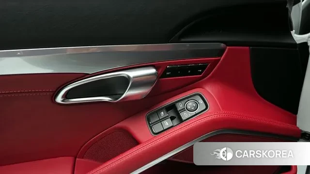 Porsche 718 Boxster id 3153594 из Кореи 8