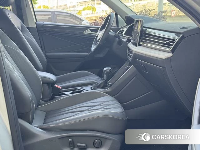 Volkswagen Tiguan L id 4313544 из Китая 8