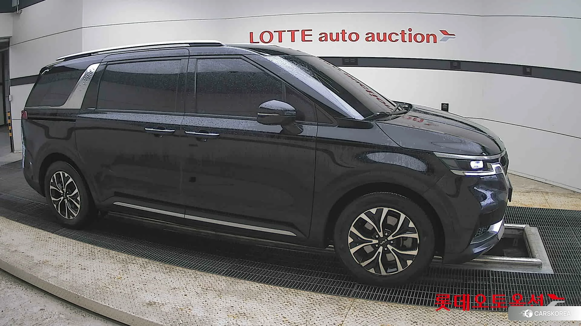 Kia Carnival id 4352417 из Кореи 8