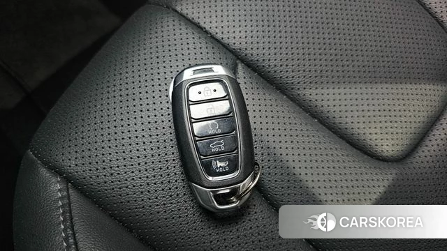 Hyundai Avante (CN7) id 4249644 из Кореи 8
