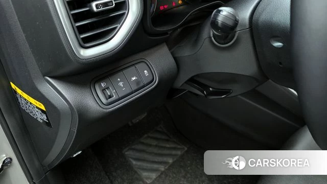 Hyundai Venue id 3893682 из Кореи 8