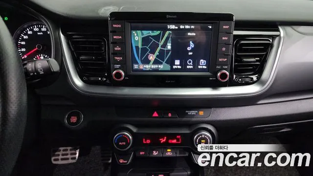 Kia Stonic id 2839272 из Кореи 8