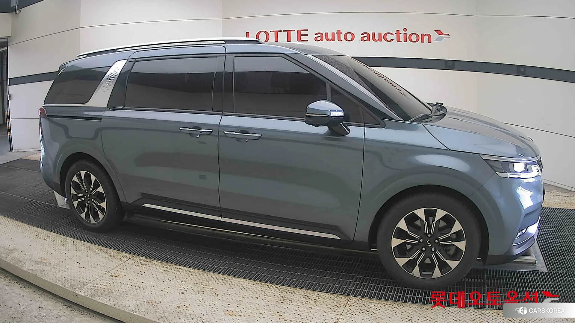 Kia Carnival id 4902474 из Кореи 8