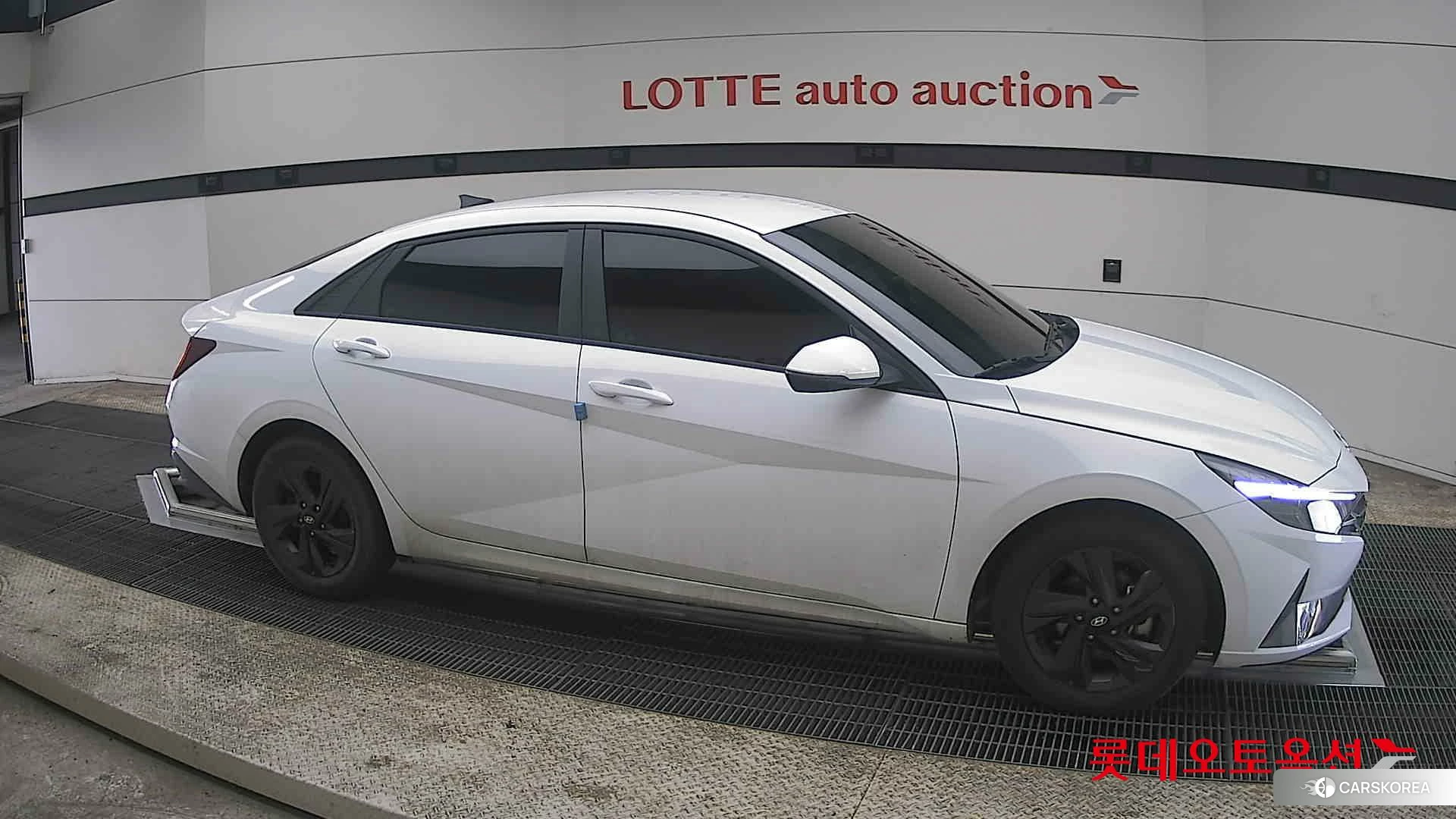 Hyundai Avante Hybrid id 3881988 из Кореи 8