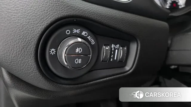 Jeep Renegade id 3740234 из Кореи 8