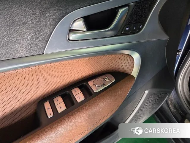 Genesis G70 id 3297221 из Кореи 8