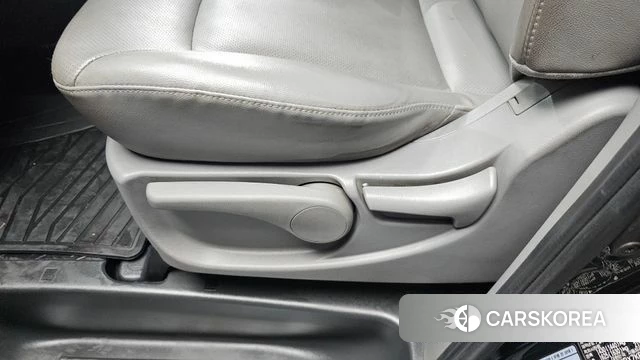 Hyundai The New Grand Starex id 4689060 из Кореи 8