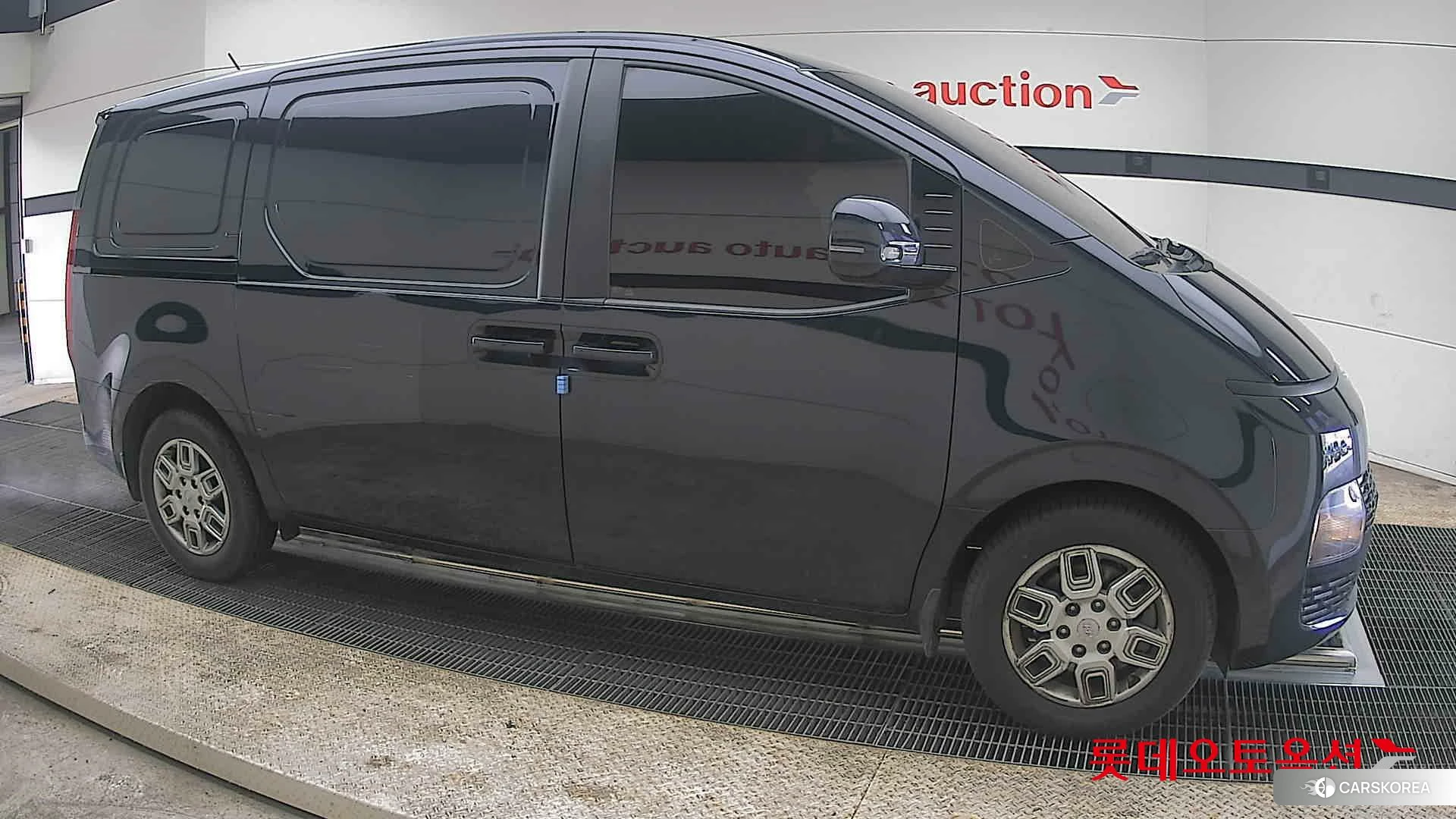 Hyundai Staria id 3881985 из Кореи 8