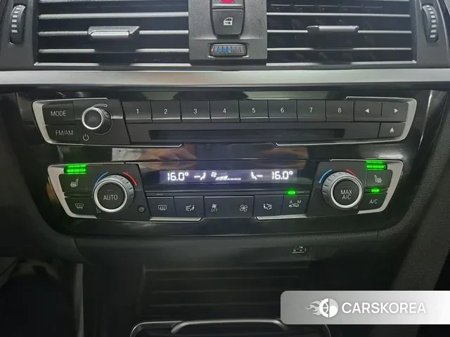 BMW 3 Series (F30) id 3024504 из Кореи 8