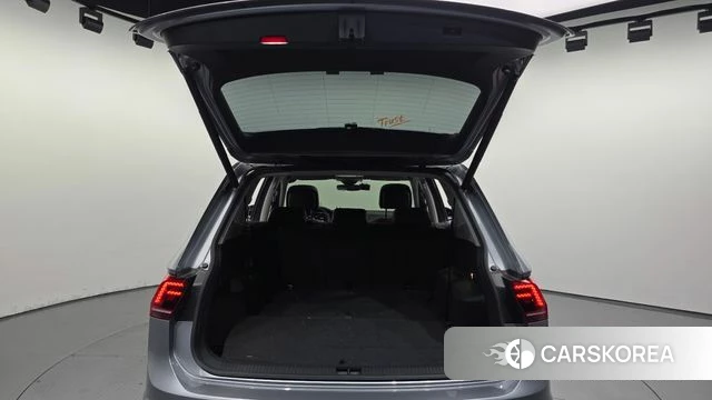 Volkswagen Tiguan Allspace id 4625393 из Кореи 8