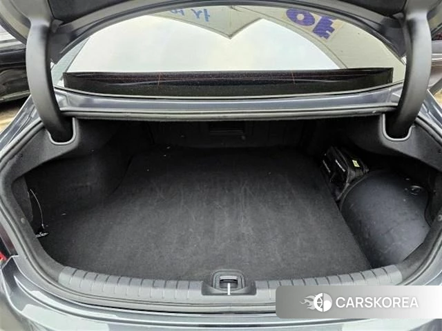 Hyundai Grandeur IG Hybrid id 4610003 из Кореи 8