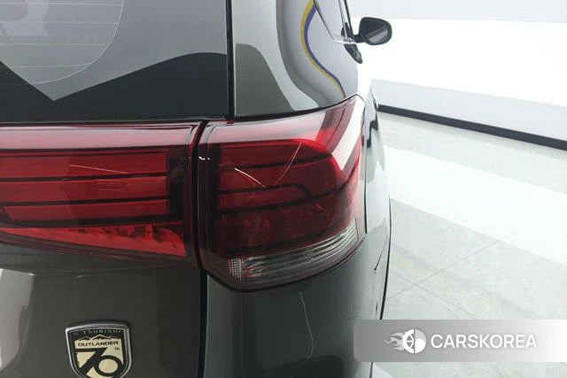 Mitsubishi  Outlander id 4213283 из Китая 8