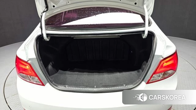 Hyundai Accent (New type) id 3942819 из Кореи 8