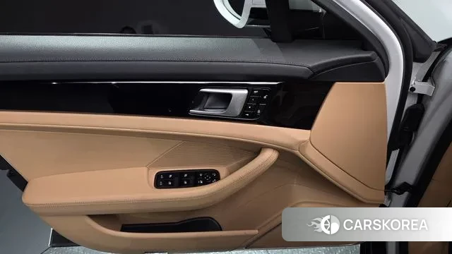 Porsche Panamera (971) id 3325141 из Кореи 8