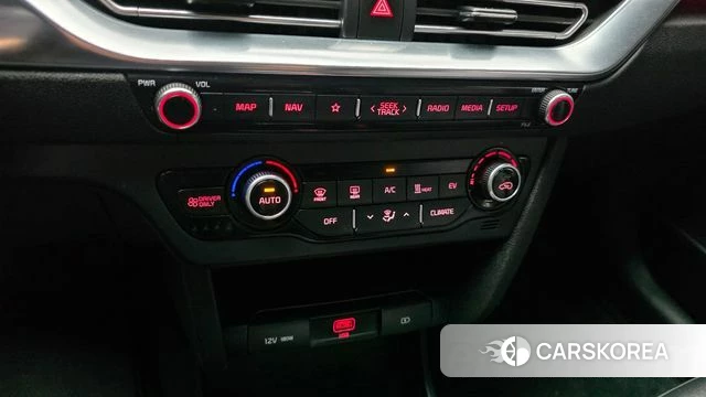Kia Niro Plus id 4697056 из Кореи 8