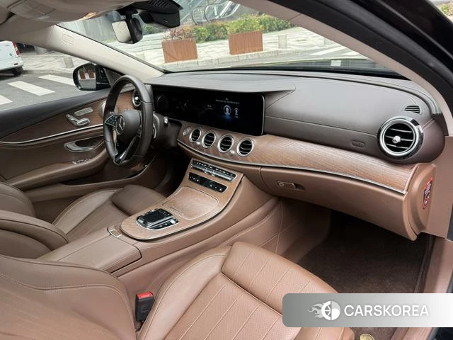Mercedes-Benz E-class id 4278032 из Китая 8