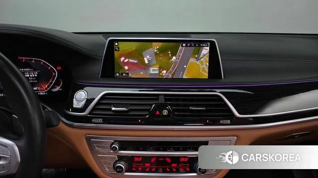 BMW 7 Series (G11) id 4268286 из Кореи 8