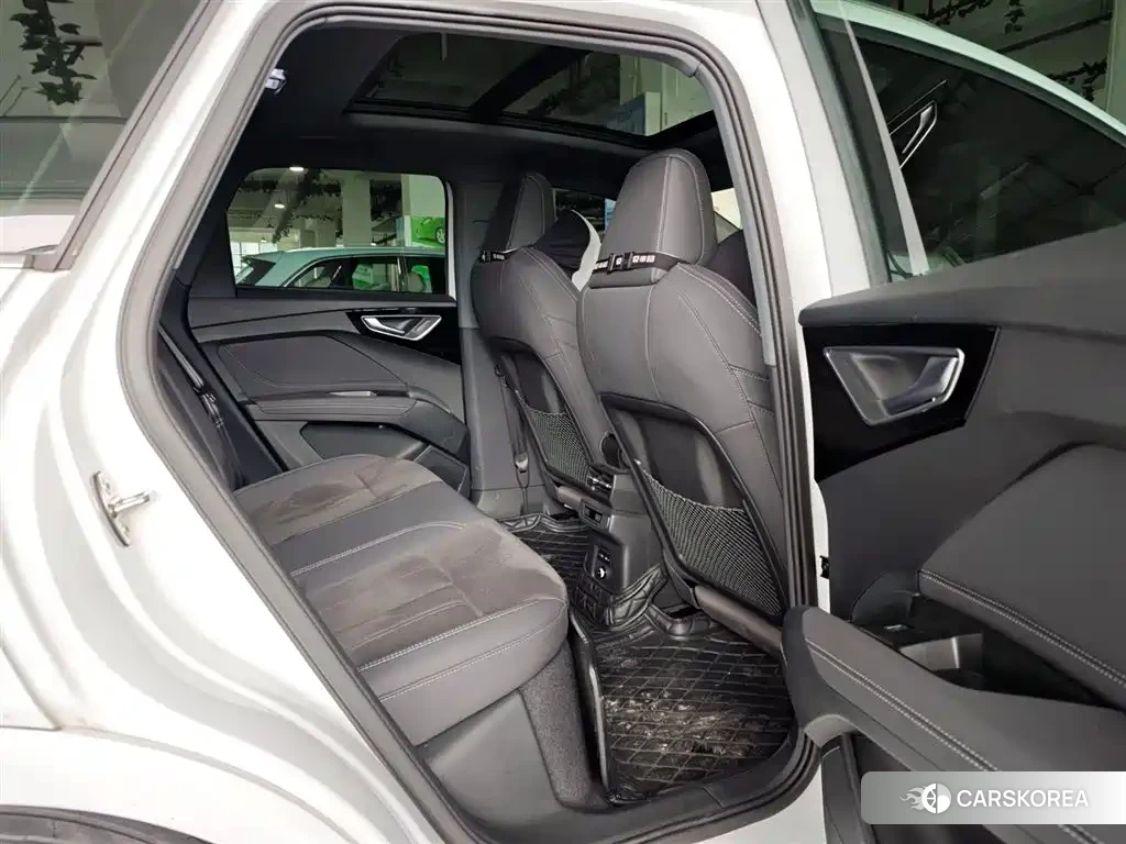 Audi Q4 e-tron id 4617105 из Китая 8