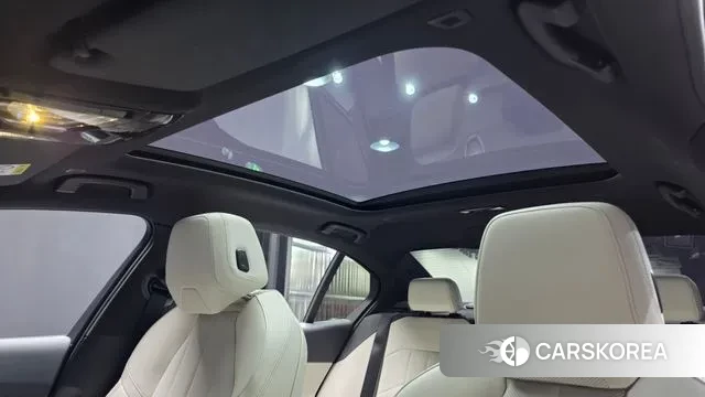 BMW 5 Series (G60) id 3776195 из Кореи 8