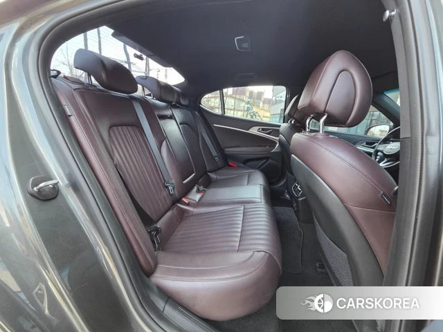 Genesis The New G70 id 3843489 из Кореи 8