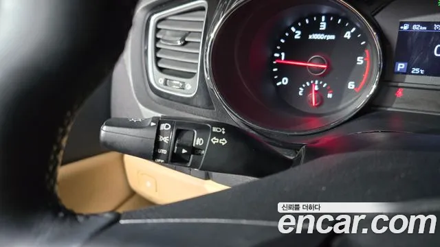 Kia The New Carnival id 2813577 из Кореи 8