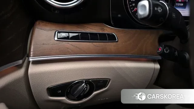 Mercedes-Benz E-Class W213 id 3666711 из Кореи 8