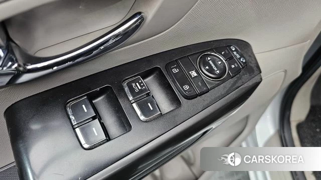 Kia The New Carnival id 3955887 из Кореи 8