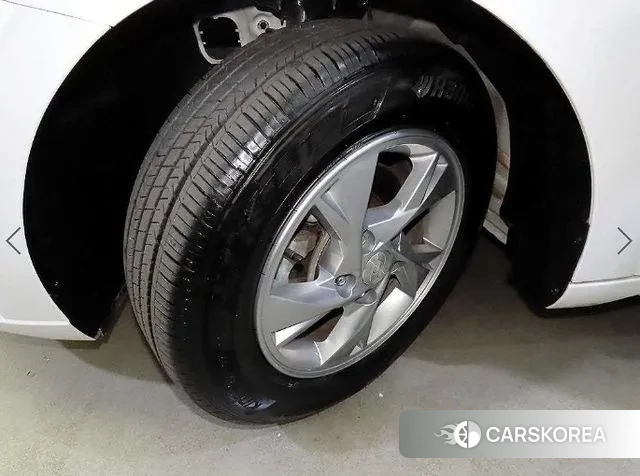 Hyundai Avante (CN7) id 3695741 из Кореи 8