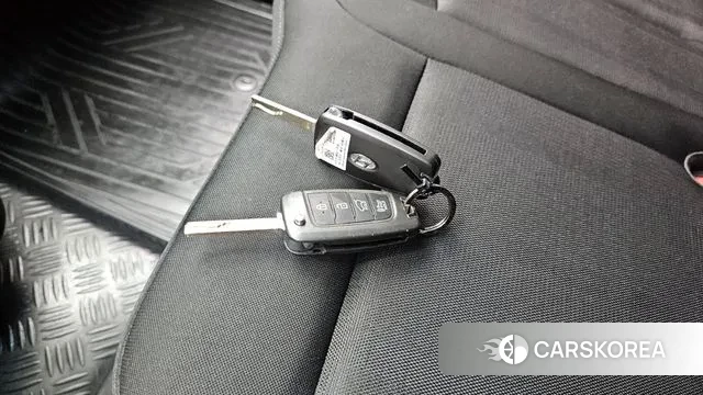 Hyundai Staria id 3524960 из Кореи 8