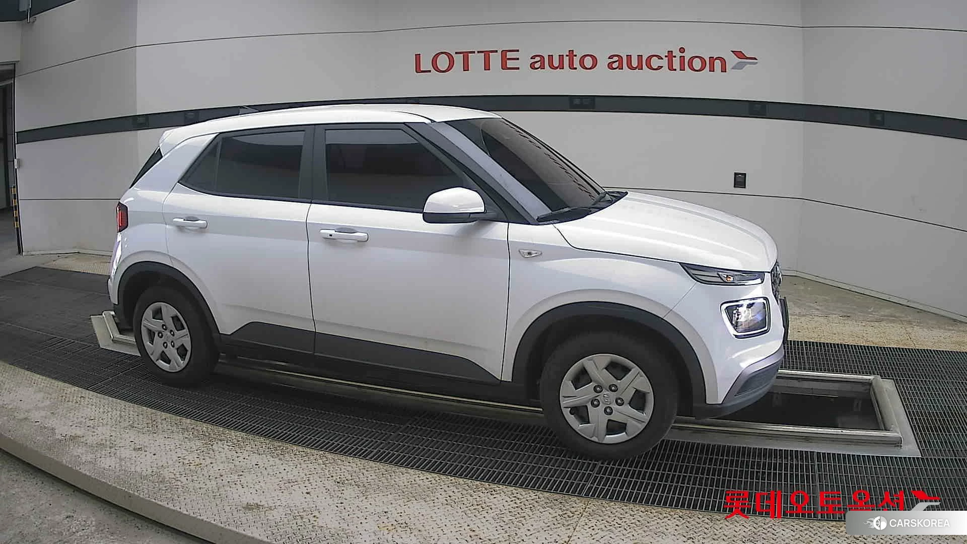 Hyundai Venue id 4289460 из Кореи 8