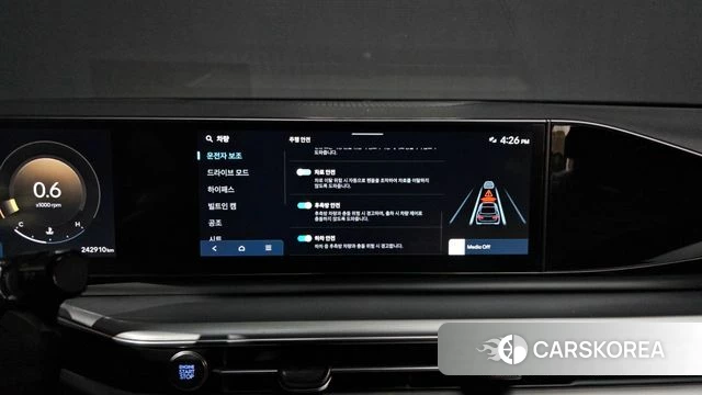 Hyundai Grandeur (GN7) id 3940326 из Кореи 8