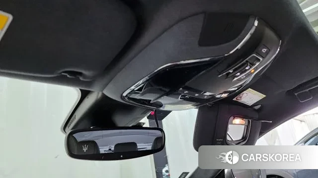 Maserati Ghibli id 3013793 из Кореи 8