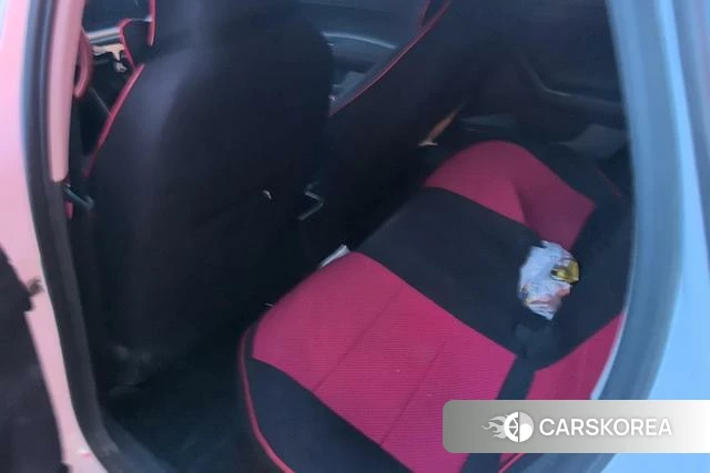 Volkswagen Polo id 4290661 из Китая 8