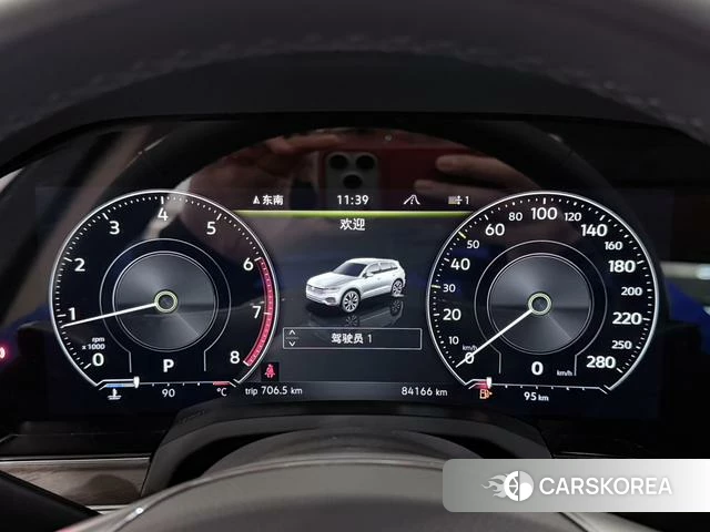 Volkswagen Touareg id 4209955 из Китая 8