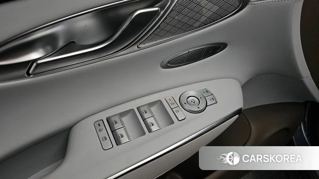 Genesis GV70 id 4630123 из Кореи 8