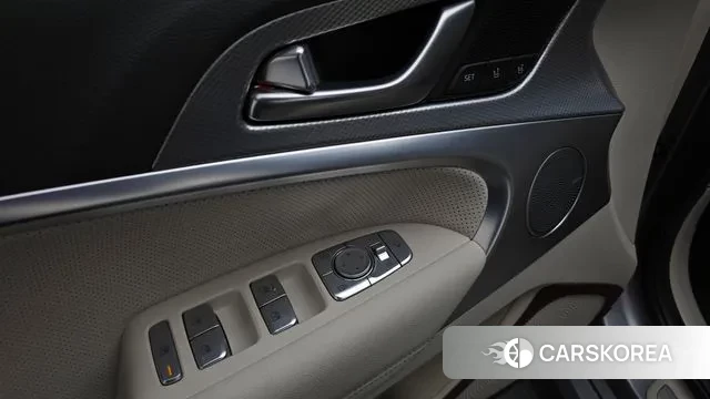 Genesis The New G70 id 3660275 из Кореи 8