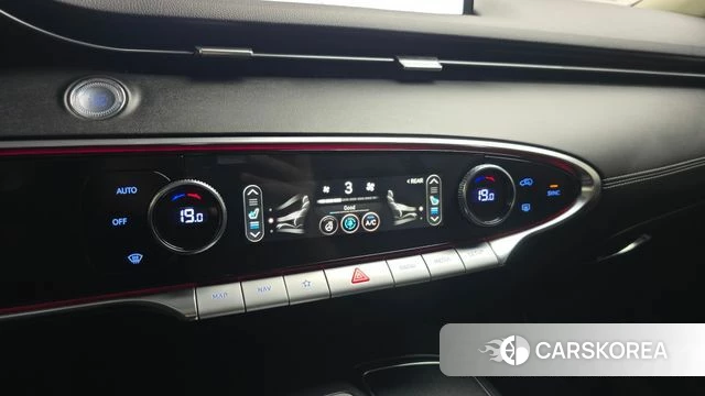 Genesis GV70 id 4444311 из Кореи 8