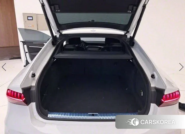 Audi A7 (4K) id 2890962 из Кореи 8