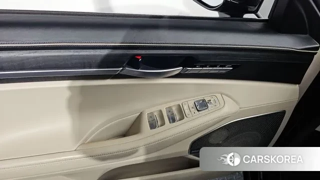 Genesis G90 id 3417105 из Кореи 8