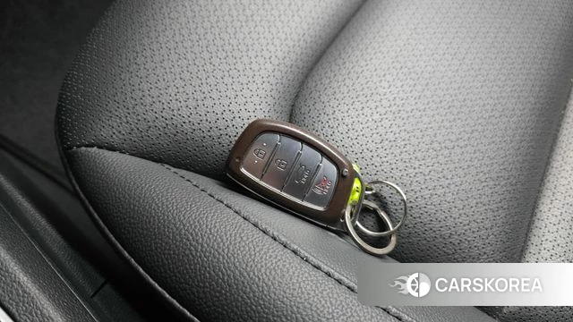 Hyundai Avante AD id 4587472 из Кореи 8