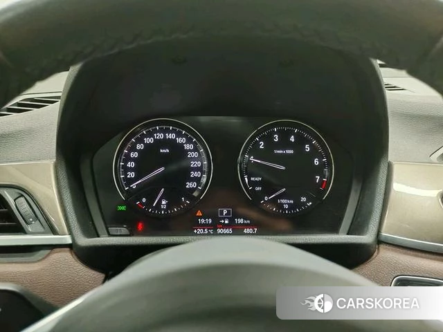 BMW X1 id 4253117 из Китая 8