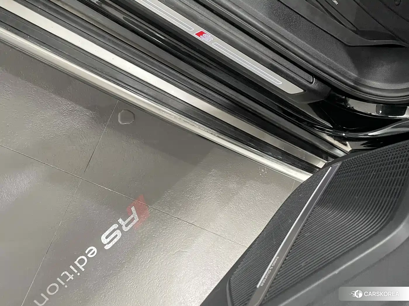 Audi Q5L id 4644466 из Китая 8