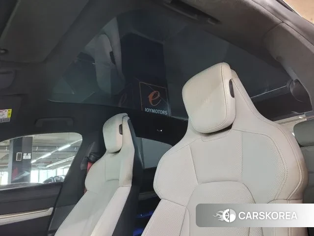 Porsche Taycan id 3472918 из Кореи 8