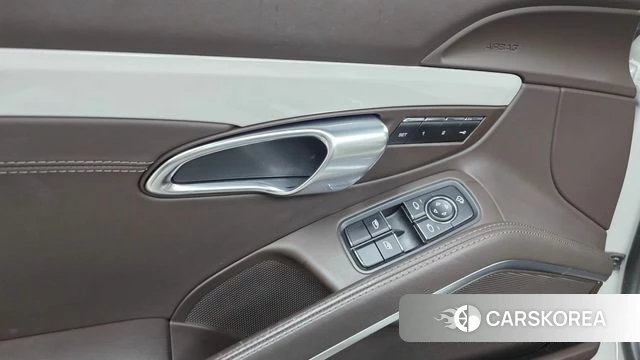 Porsche 718 Boxster id 3820035 из Кореи 8