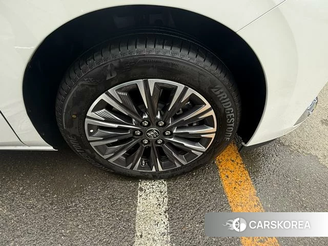 Buick GL8 id 3945099 из Китая 8