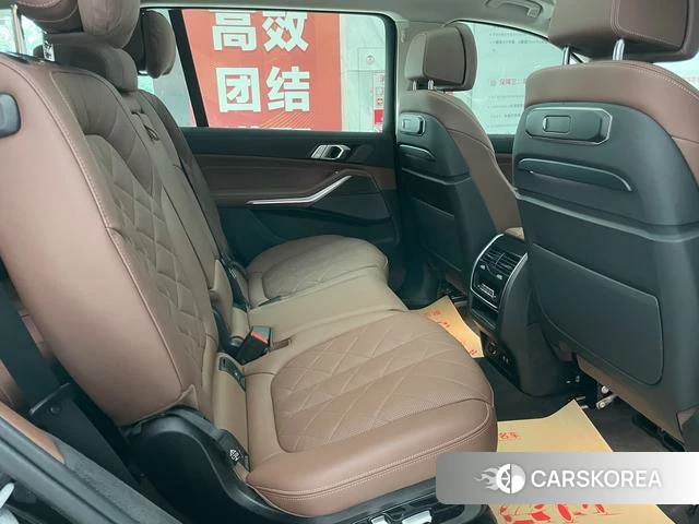 BMW X7 id 4298145 из Китая 8